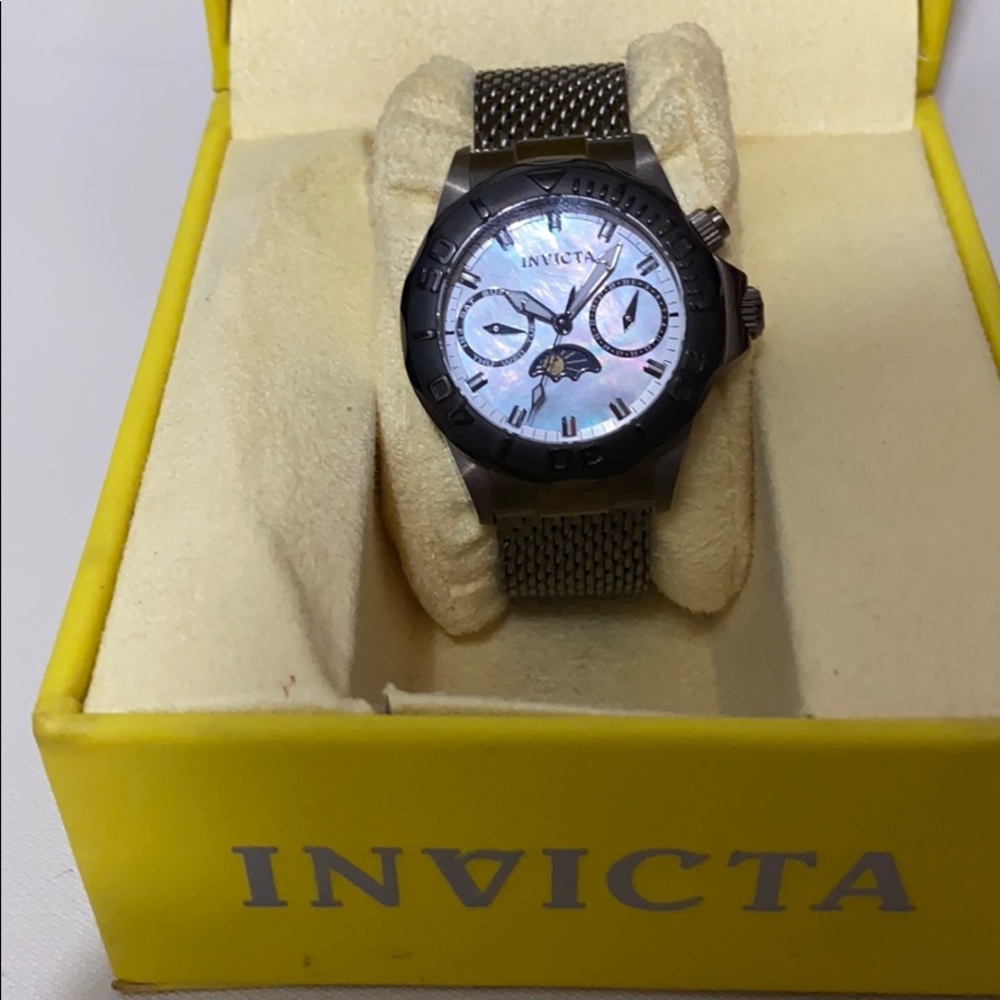 Invicta Women s 80202 Pro Diver Watch